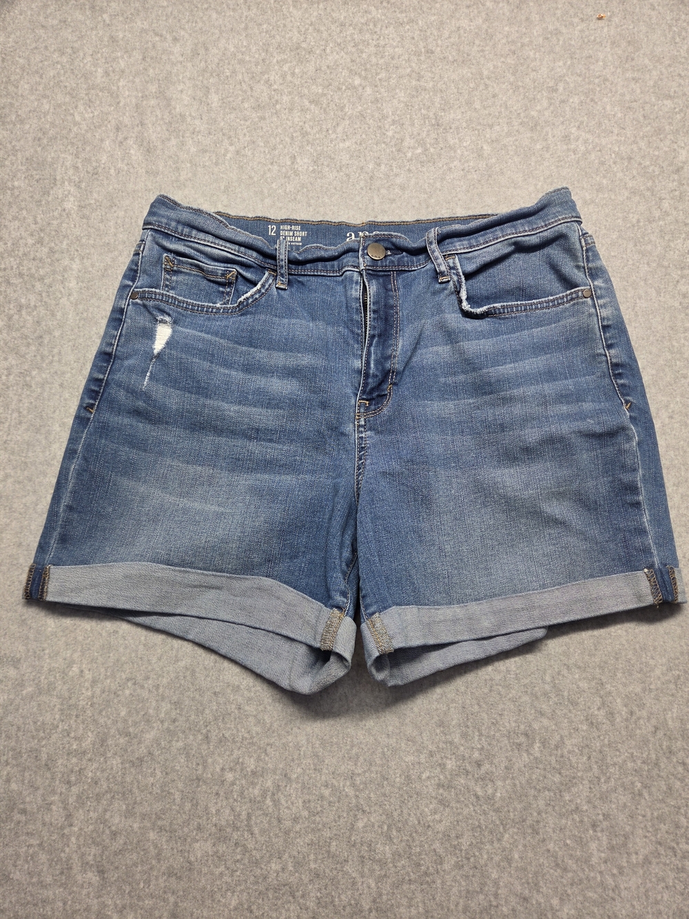 a.n.a Women's High Rise Blue Rolled Hem Denim Shorts Size 12
